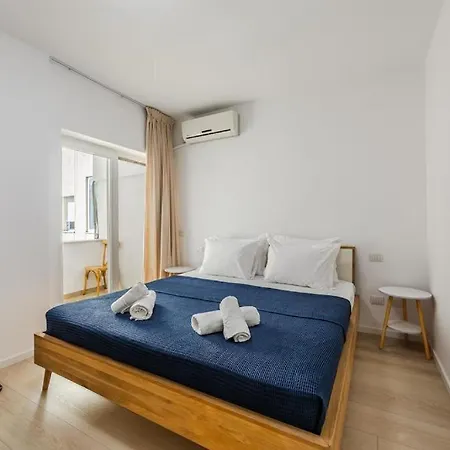 Luxury * Tirana